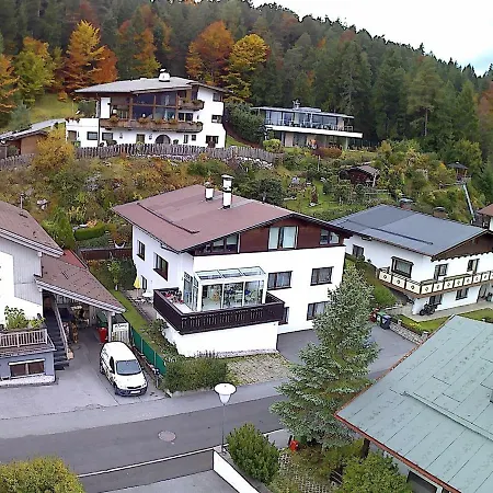 Haus Meinrad Apartamento *